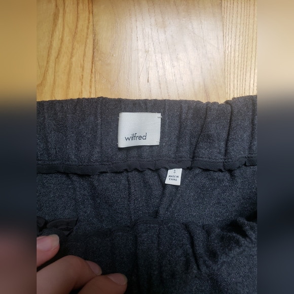 Aritzia dark grey wool trouser size small - Picture 2 of 2